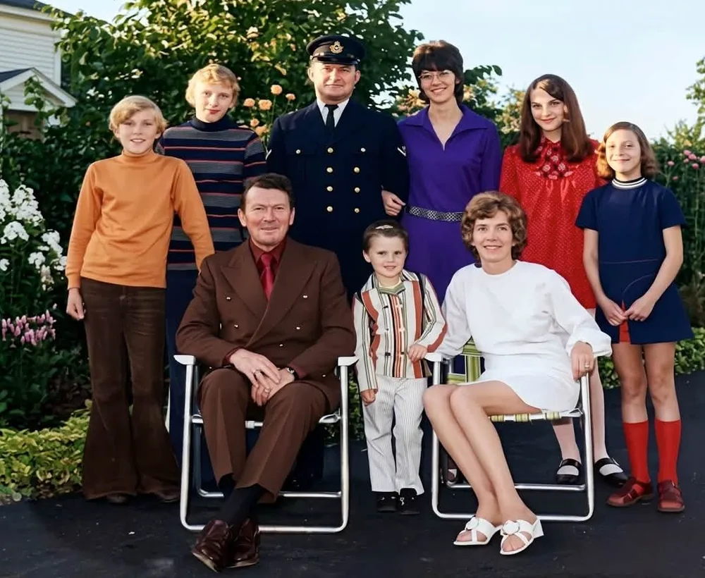 The Somers crew, Douglastown years.